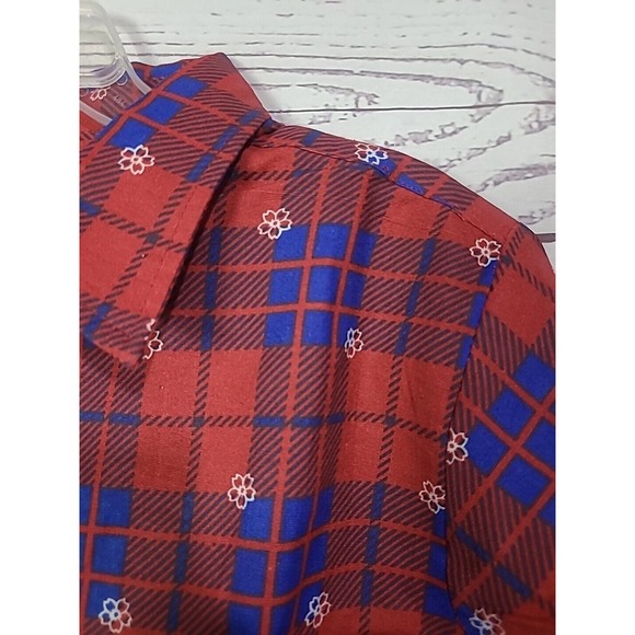 NWOT American Sweetheart Red Floral Plaid Pocket Button Down Shirt Womans XL - Picture 3 of 4